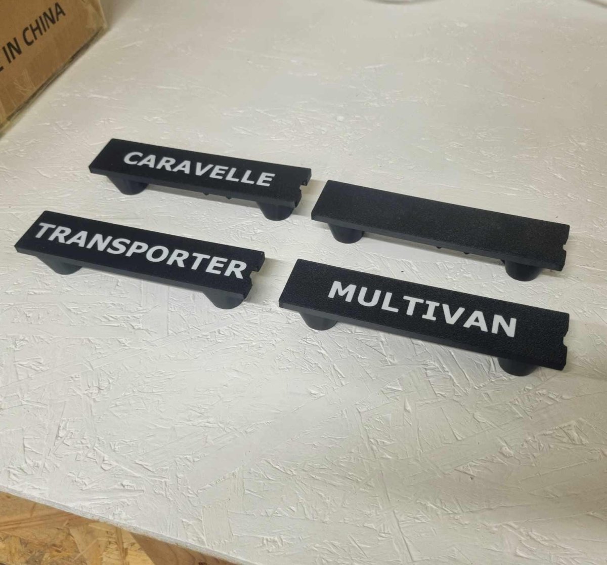 4 st VW T5, T5.1 och T6 täcklock golv - Bild 2